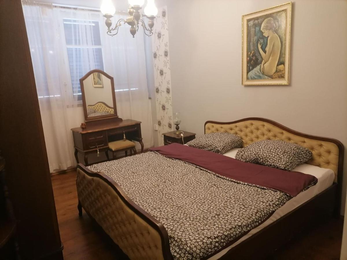 Plankit Family Apartment - Old Town زادار المظهر الخارجي الصورة